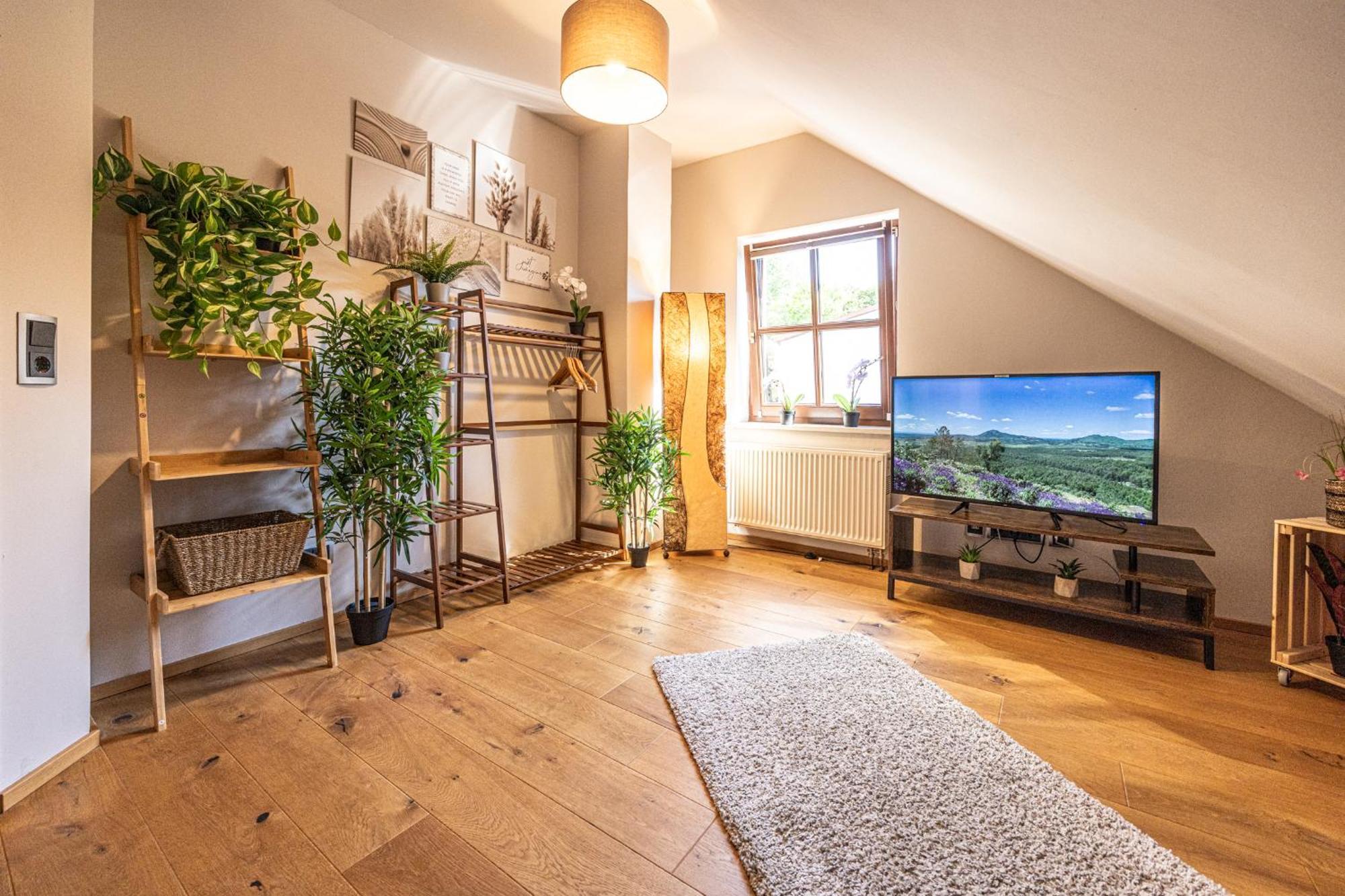 Wellnessparadies Mit Sauna Und Whirlpool クラーコー・アム・ゼー エクステリア 写真